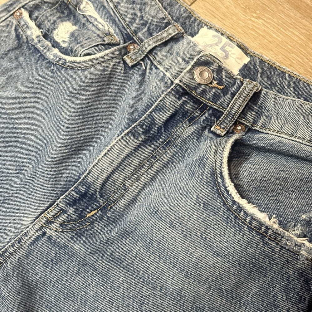 We The Free Lita Light Wash Distressed High Rise Slim Leg Jeans - Picture 10 of 15